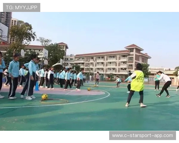 中国篮球是否推动赛事内容本地化与方言解说结合，篮球联赛中国