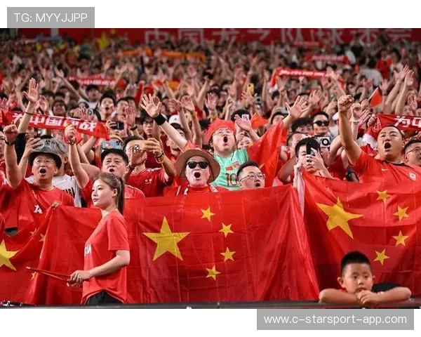 中国足球球迷文化兴起热情与理性共存，中国足球的球迷们